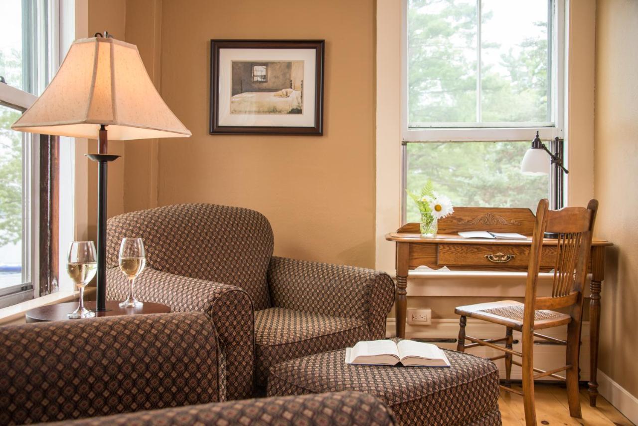 Lake House At Ferry Point Sanbornton Kamer foto