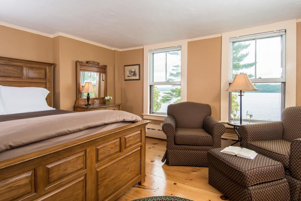 Lake House At Ferry Point Sanbornton Kamer foto