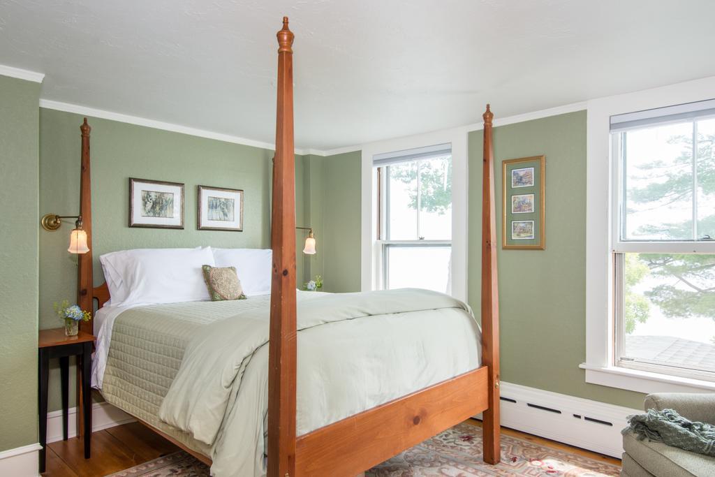 Lake House At Ferry Point Sanbornton Kamer foto