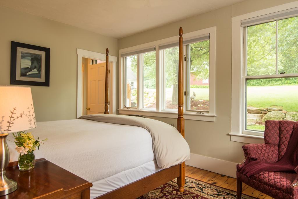 Lake House At Ferry Point Sanbornton Kamer foto
