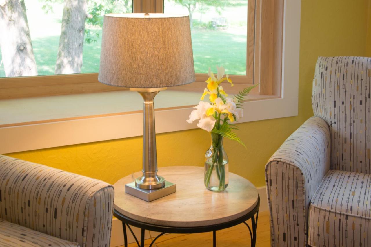 Lake House At Ferry Point Sanbornton Kamer foto